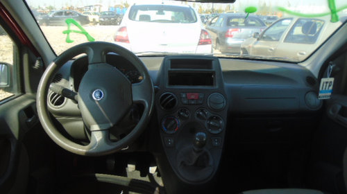 Dezmembrez Fiat Panda 2007 Hatchback 1.2