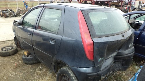 Dezmembrez fiat punto 1,2 2001