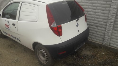 Dezmembrez Fiat Punto 2008 HATCHBACK 1.3