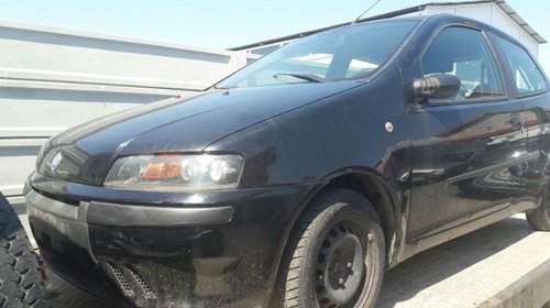 Dezmembrez fiat punto an 2000 motor 1.2 benzi