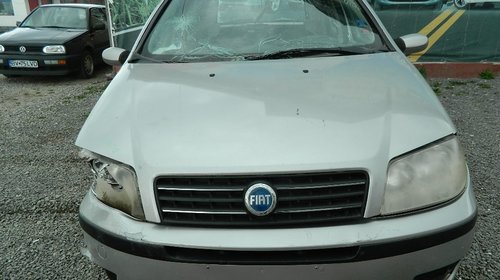 Dezmembrez Fiat Punto din 2005