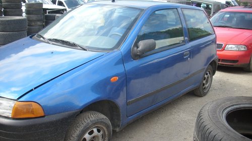 Dezmembrez Fiat Punto