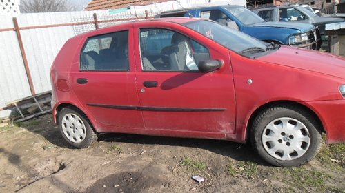 Dezmembrez fiat punto