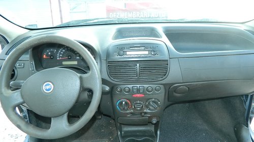 Dezmembrez Fiat Punto