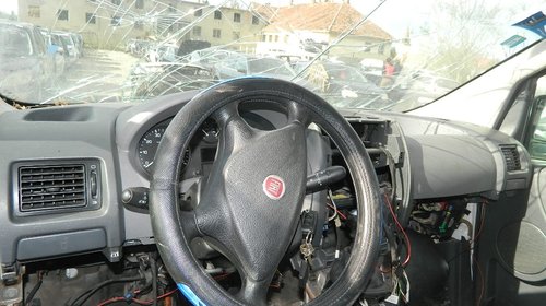 Dezmembrez Fiat Scudo - 2008