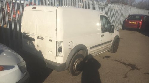 Dezmembrez ford conect 1.8 tddi\2003