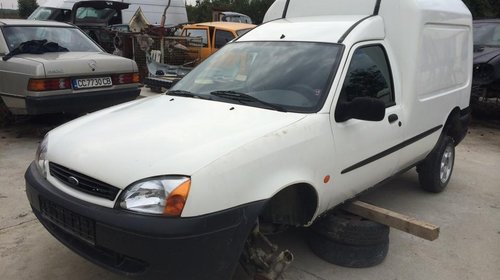 Dezmembrez Ford Courier 1.8 D an 2000