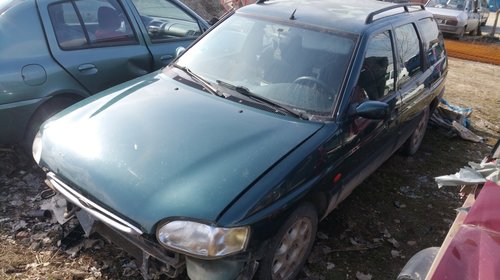 Dezmembrez Ford Escort 1.6 benzina din 1999 varianta break