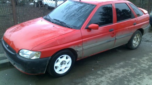 Dezmembrez ford escort 1.8td 90cp an 1997 ori