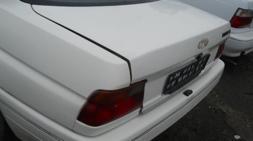 Dezmembrez Ford Escort 1994 BERLINA 1.3