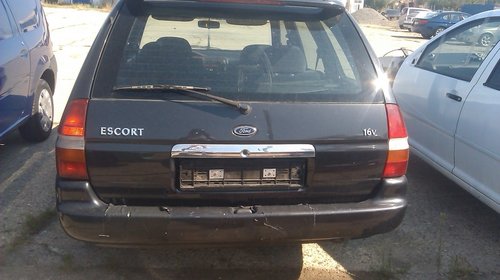 Dezmembrez ford escort, 1996,1.6 benzina