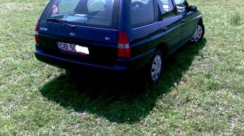 Dezmembrez Ford Escort, benzina, an 1998, 1.6 16v, Break, 66KW