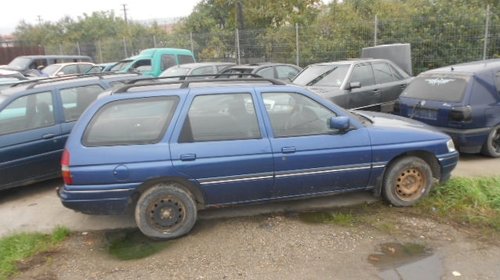 Dezmembrez ford escort