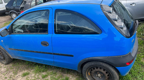 Dezmembrez FORD FIESTA 1,2 2004