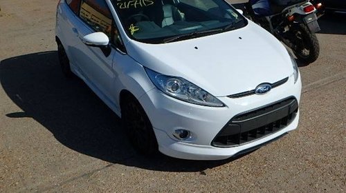 Dezmembrez ford fiesta 1.2 benzina model 2012