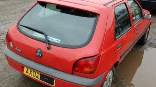 Dezmembrez Ford Fiesta 1.3 benzina, 5 trepte 1999