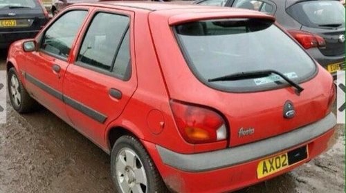 Dezmembrez Ford Fiesta 1.3 benzina, 5 trepte 1999