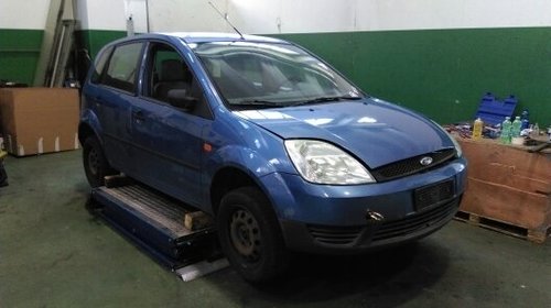 Dezmembrez ford fiesta 1.3 benzina an 2003