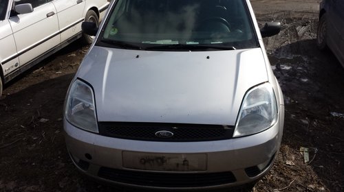 Dezmembrez Ford fiesta 1.4 tdci 2005