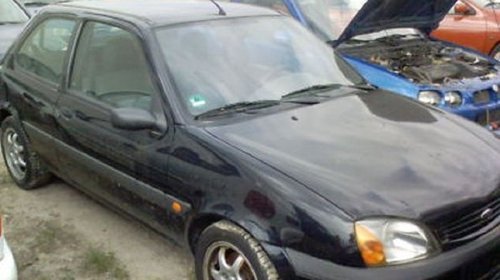 Dezmembrez Ford Fiesta 1 8tdi An 2000