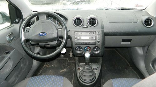 Dezmembrez Ford Fiesta , 2002-2005