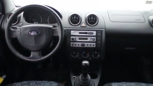 Dezmembrez Ford Fiesta 2005 HATCHBACK 1.3