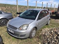 Dezmembrez Ford Fiesta 2007 1.3i 44 kw 60 cai 2 usi