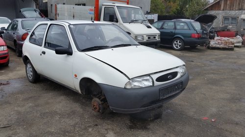 Dezmembrez Ford Fiesta, an 1996, 2 usi, 1.3 b