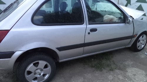 Dezmembrez Ford Fiesta, an 2001, motor 1753 cc, diesel