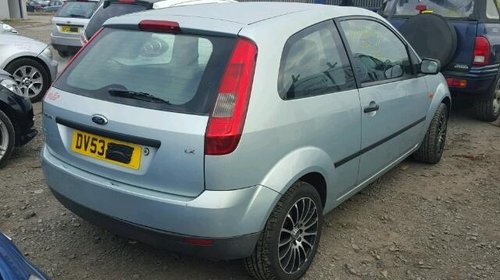 Dezmembrez Ford Fiesta an 2003 motor 1242 cc benzina