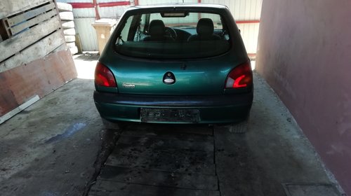 Dezmembrez ford fiesta anul 2001 1.3 benzina