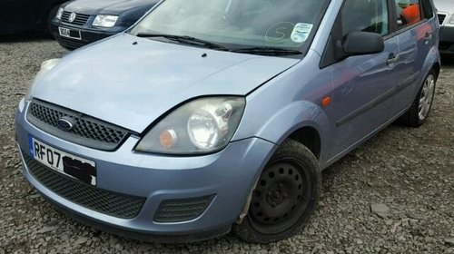 Dezmembrez Ford Fiesta motor 1242 cc benzina an 2007