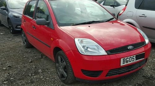 Dezmembrez Ford Fiesta motor 1242 cc benzina 