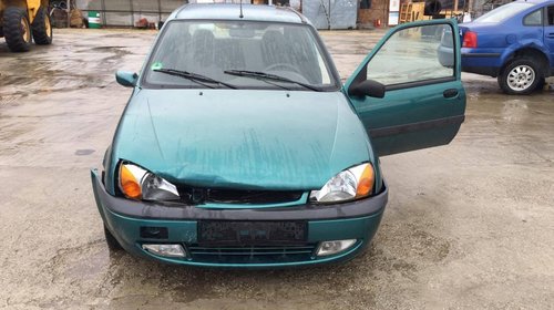 Dezmembrez: ford fiesta motorizare : 1254 i , 16 valve, 55 kw, zetec an: 2001dhf