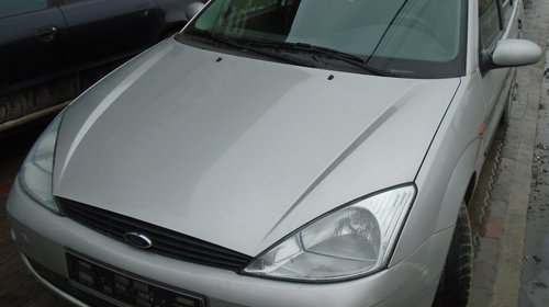 Dezmembrez Ford Focus 1, 1.4 16v, euro 4, din 2002