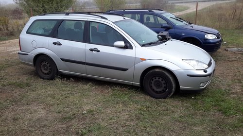 Dezmembrez Ford Focus 1 1.8 tdci 2002