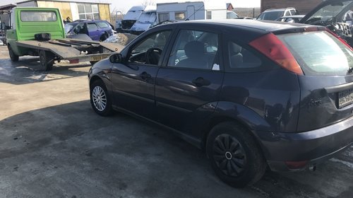 Dezmembrez ford focus 1,4 benzina din anul 2002