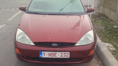 Dezmembrez ford focus 1.6 benzina 2000