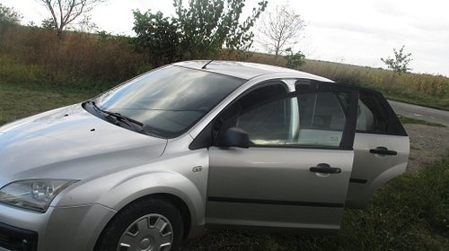 Dezmembrez Ford Focus 1.6 TDCI 2006