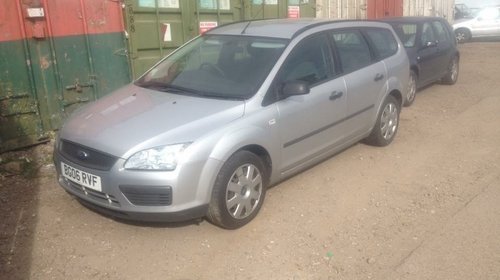 Dezmembrez ford focus 1.6 tdci\2006