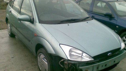 Dezmembrez Ford Focus 1 8i An 2001