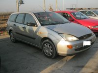 Dezmembrez Ford Focus 1998, 1.6b