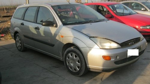 Dezmembrez Ford Focus 1998, 1.6b