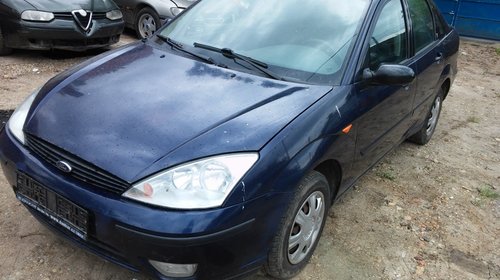 Dezmembrez Ford Focus 2.0 16v sedan EDDB 2002