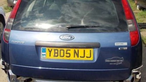 Dezmembrez Ford Focus 2 1.6 TDCI 106 cp 2005