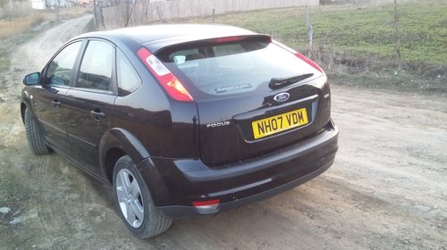 Dezmembrez Ford Focus 2 1.8 tdci