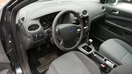 Dezmembrez Ford Focus 2 combi 1.6 Tdci 90CP