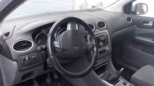 Dezmembrez Ford Focus 2 Facelift din 2010 benzina