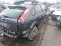 Dezmembrez Ford Focus 2 Hatchback 1.6 Benzină, an 2005