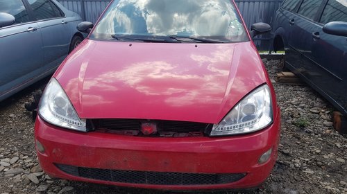 Dezmembrez Ford Focus 2000 Hatchback 1.8 tddi